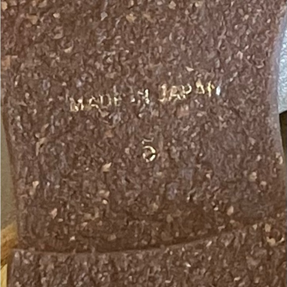 EUC Rare U-Dot Asymmetric Metallic Leather Slip-On Flats 7 Matte & Glossy Gold - Picture 14 of 16